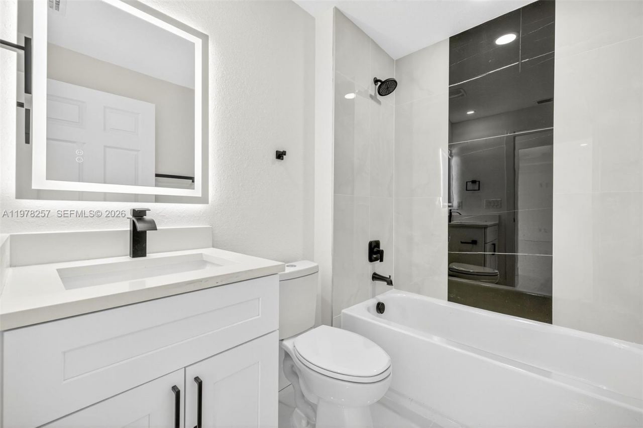 2916 Dora, Lehigh Acres, FL 33974 Photo