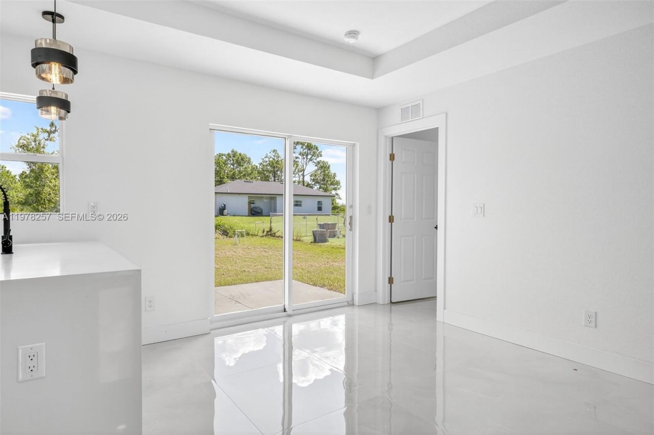 2916 Dora, Lehigh Acres, FL 33974 Photo