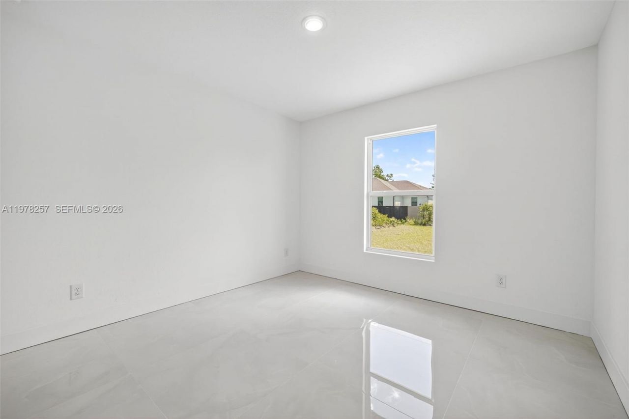 2916 Dora, Lehigh Acres, FL 33974 Photo