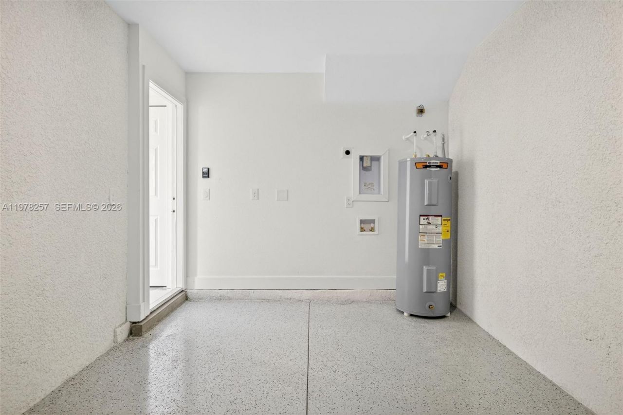 2916 Dora, Lehigh Acres, FL 33974 Photo