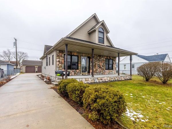 1914 Howard Street, Port Huron, MI 48060