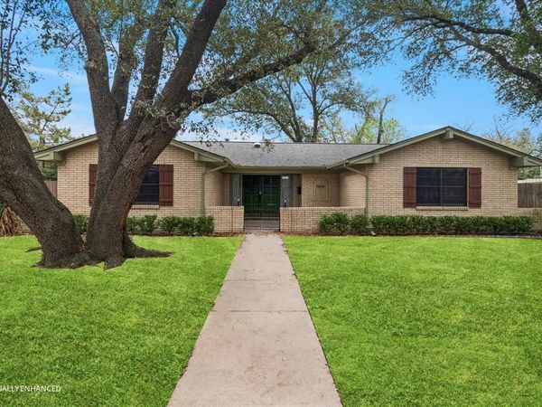 1610 Alexander Drive, Waxahachie, TX 75165