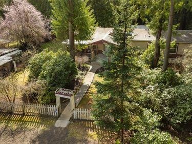 171 NE Averys Lane , Poulsbo, WA 98370