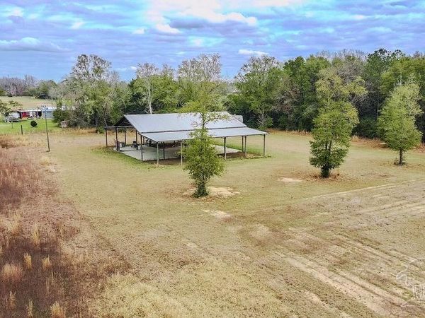 5S Chumuckla Hwy, Pace, FL 32571