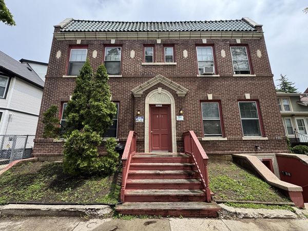 831 College AVENUE, Unit 833, Racine, WI 53403