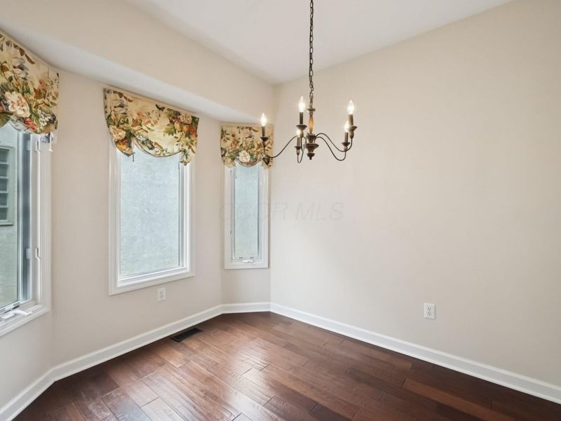 9978 Lavenham Circle W, Powell, OH 43065 Photo 7