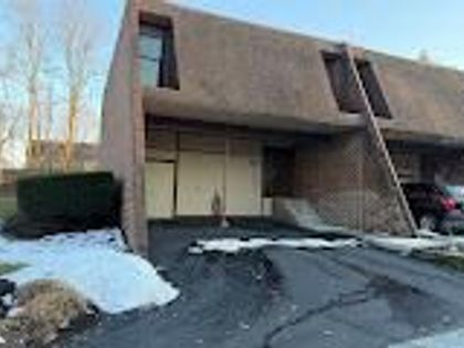 642 CEDAR RIDGE LANE Mechanicsburg, PA 17055
