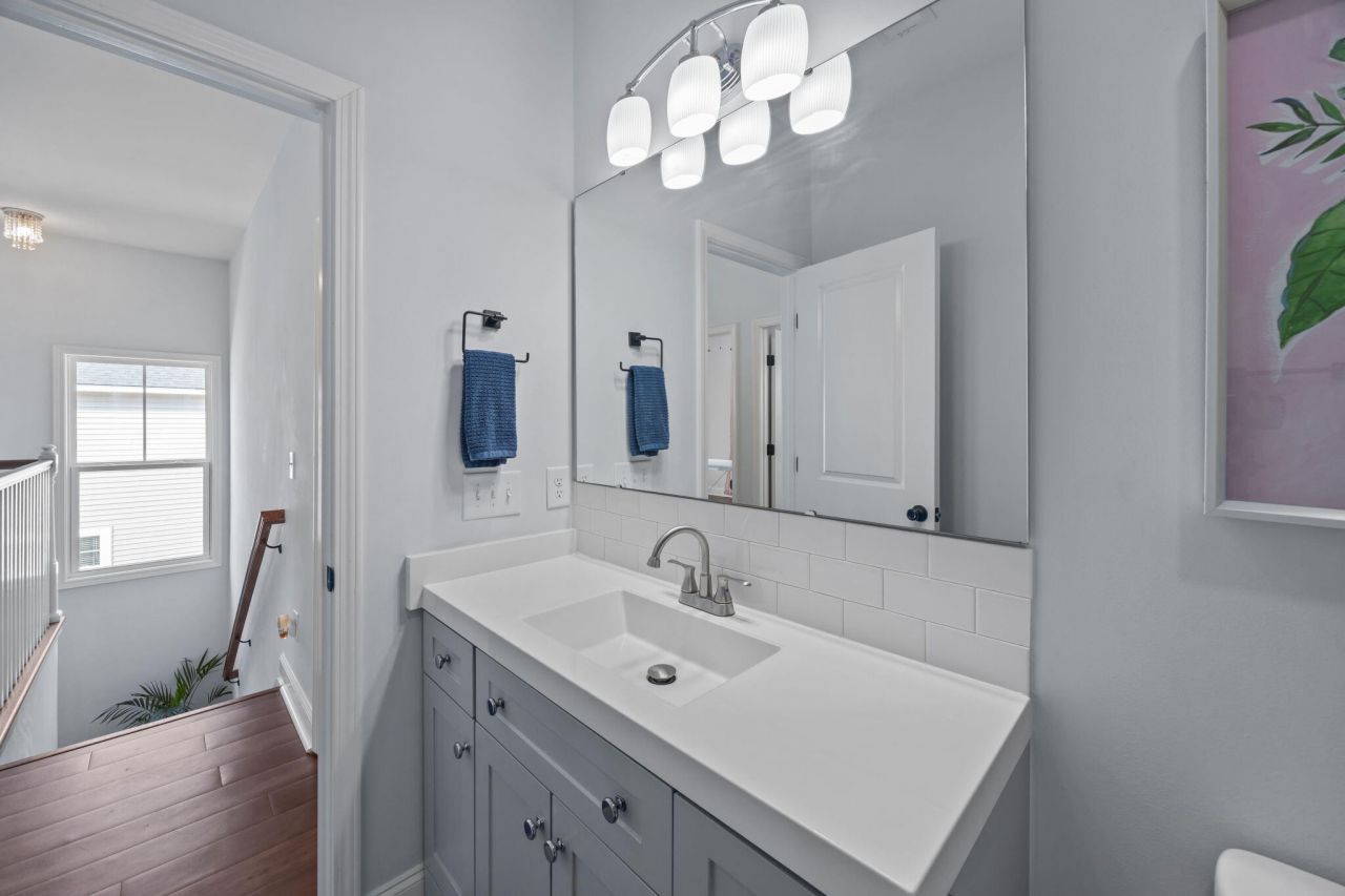 8704 Jenny Lind Street Photo 13