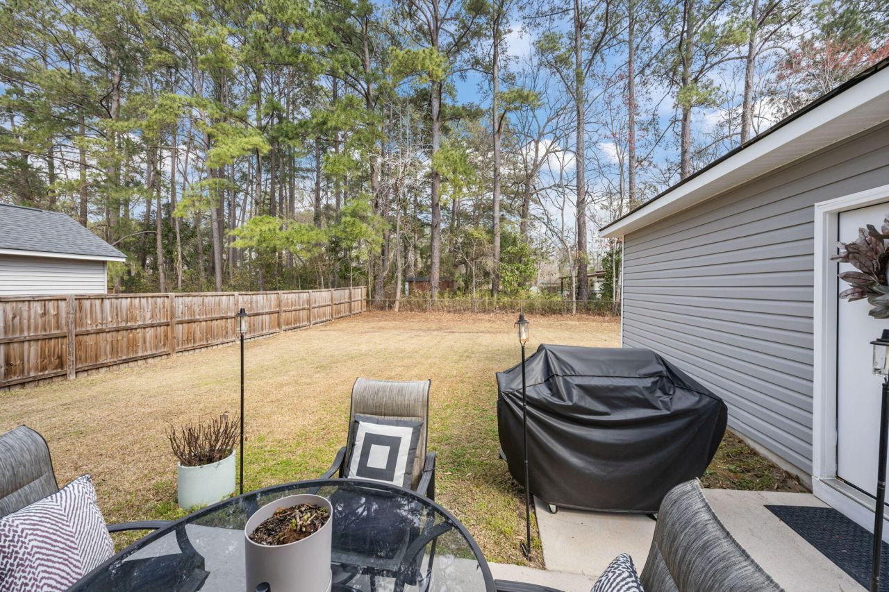 8704 Jenny Lind Street Photo 18