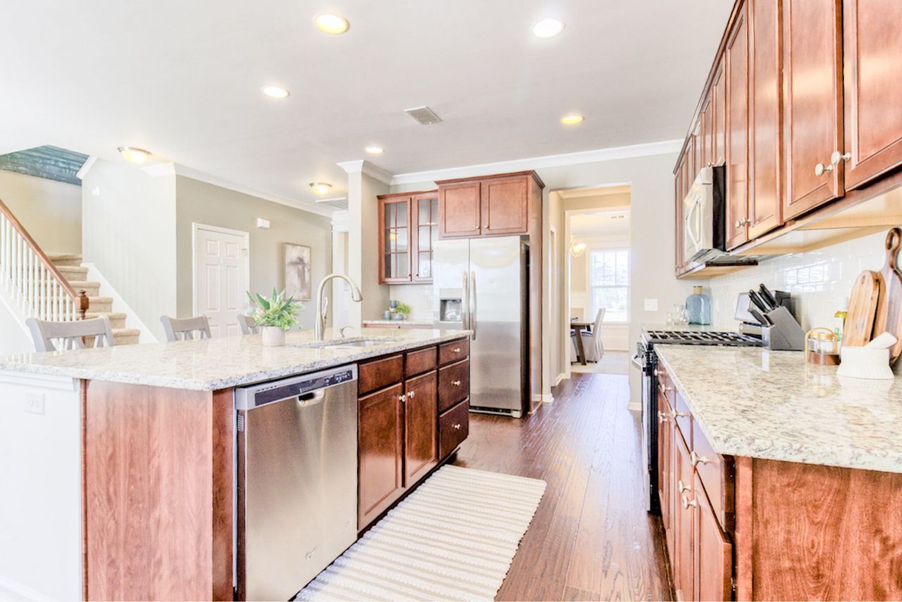 405 Huckleberry Court Photo 11