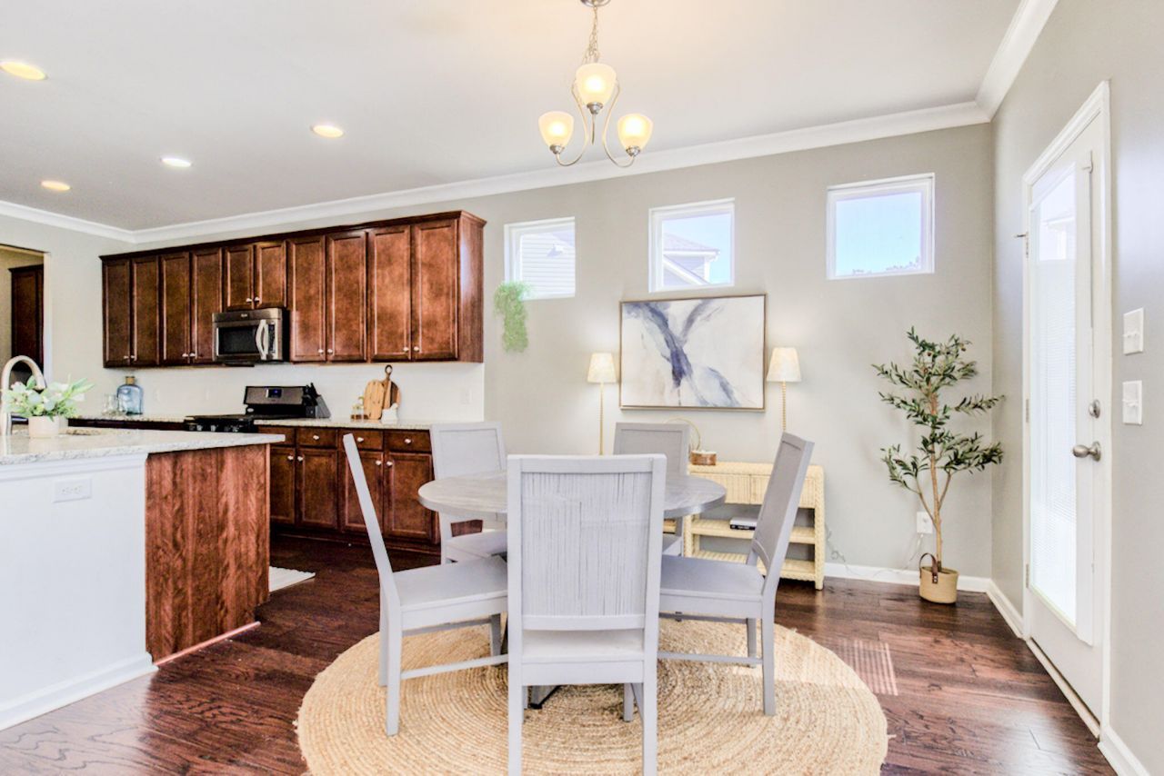 405 Huckleberry Court Photo 13