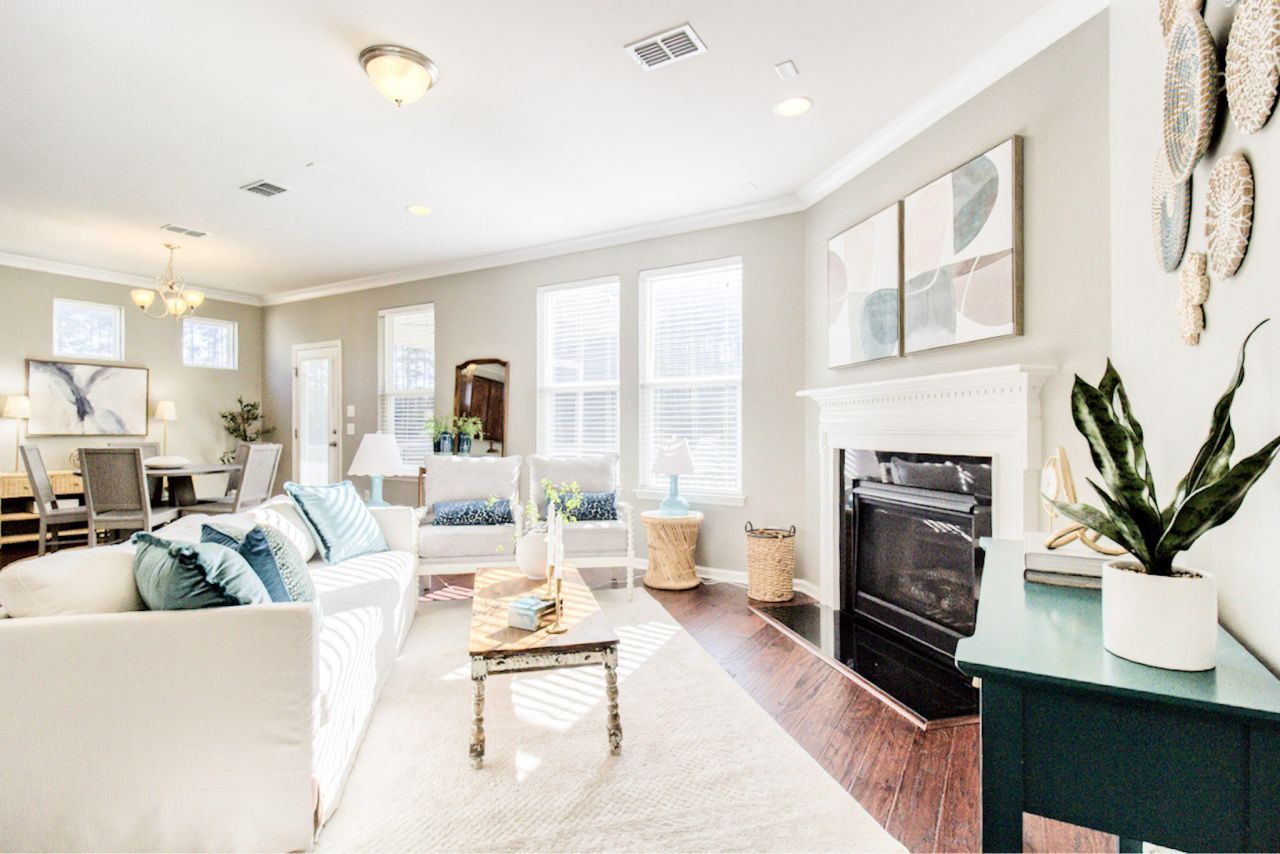 405 Huckleberry Court Photo 16