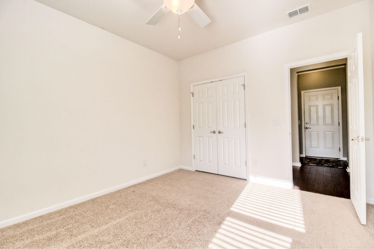 405 Huckleberry Court Photo 19