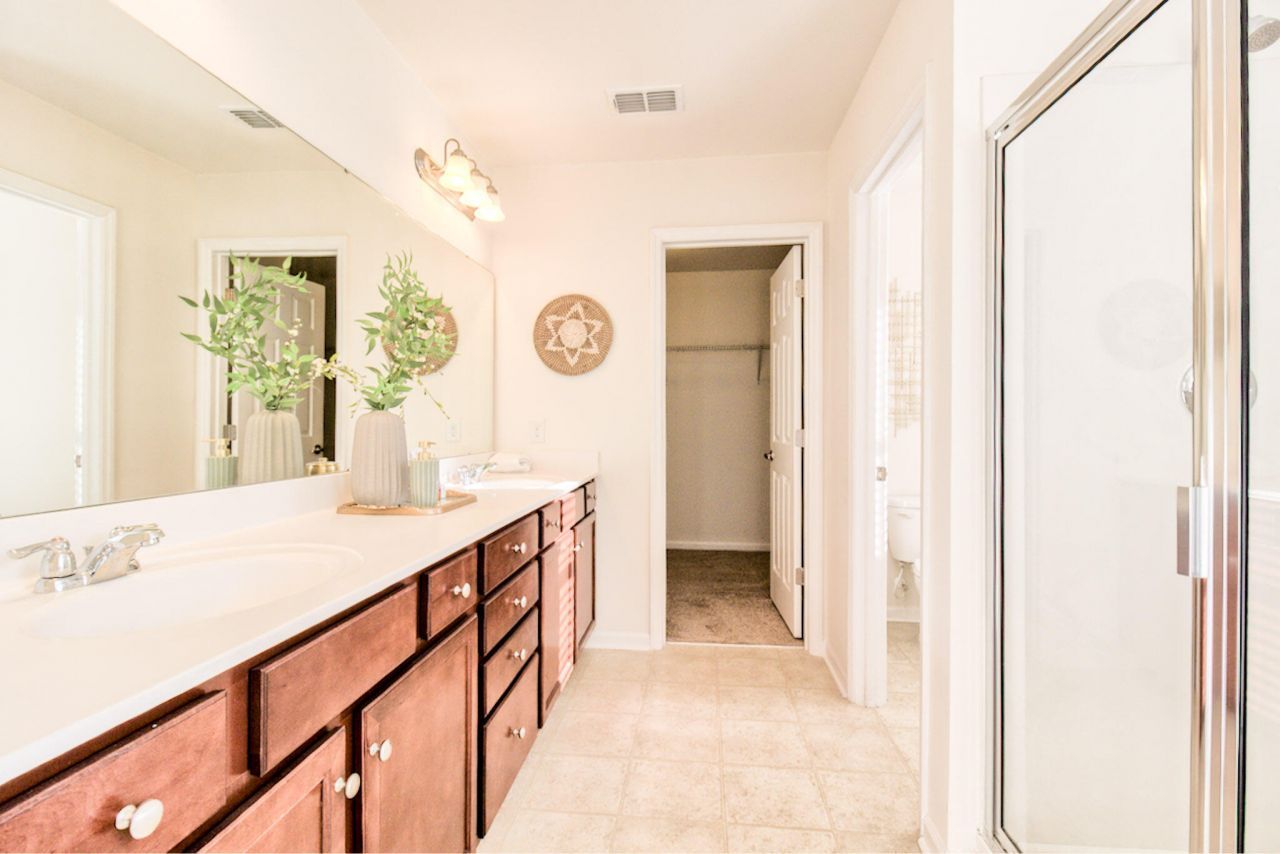 405 Huckleberry Court Photo 22