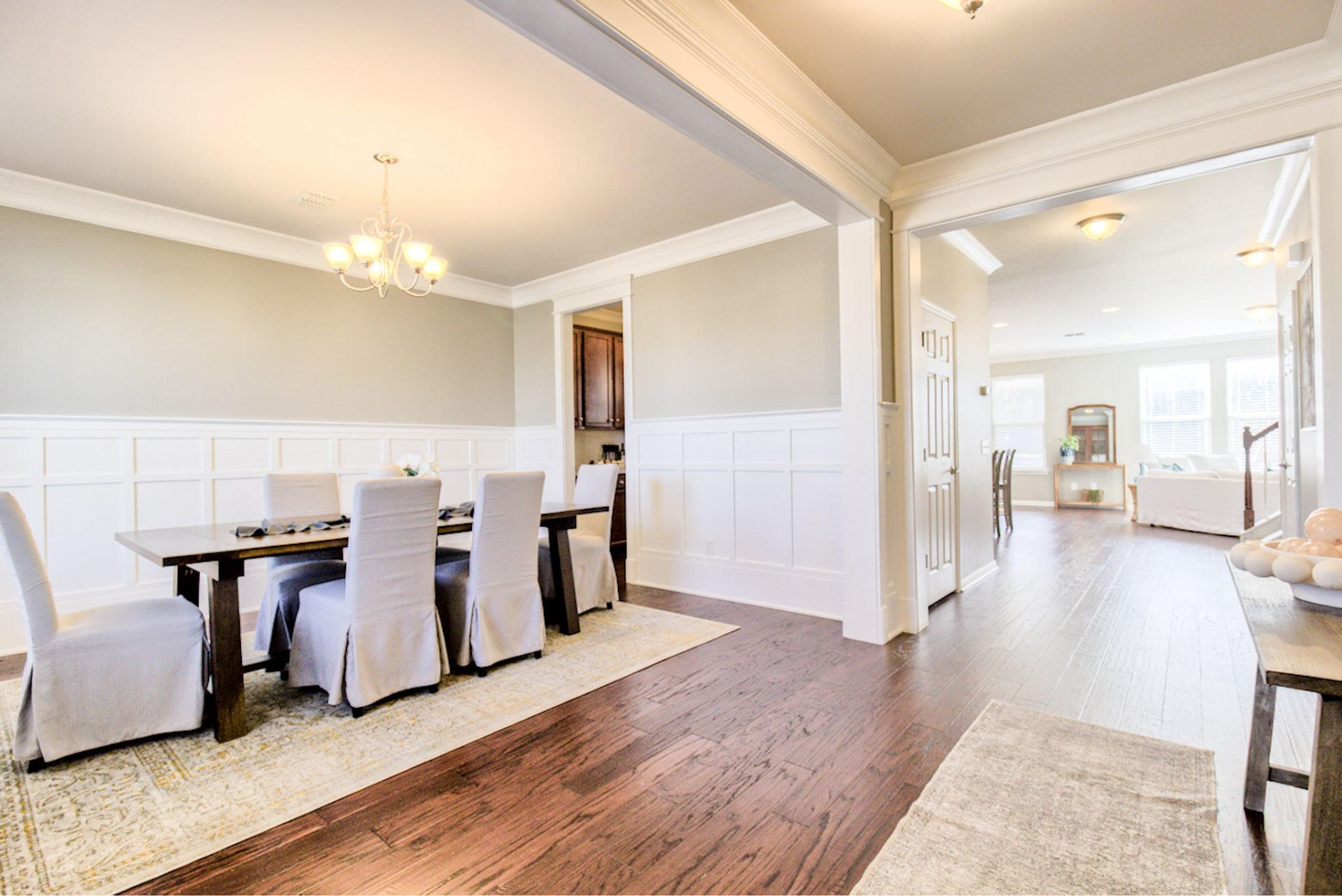405 Huckleberry Court Photo 5