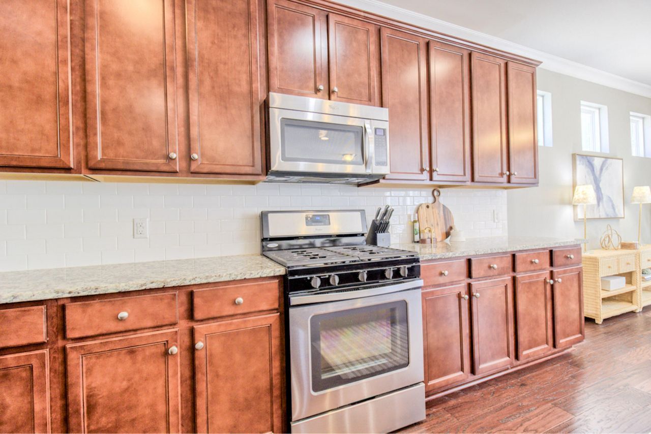 405 Huckleberry Court Photo 9