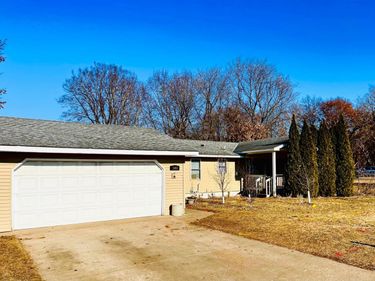 1863 164th Lane NE, Ham Lake, MN 55304