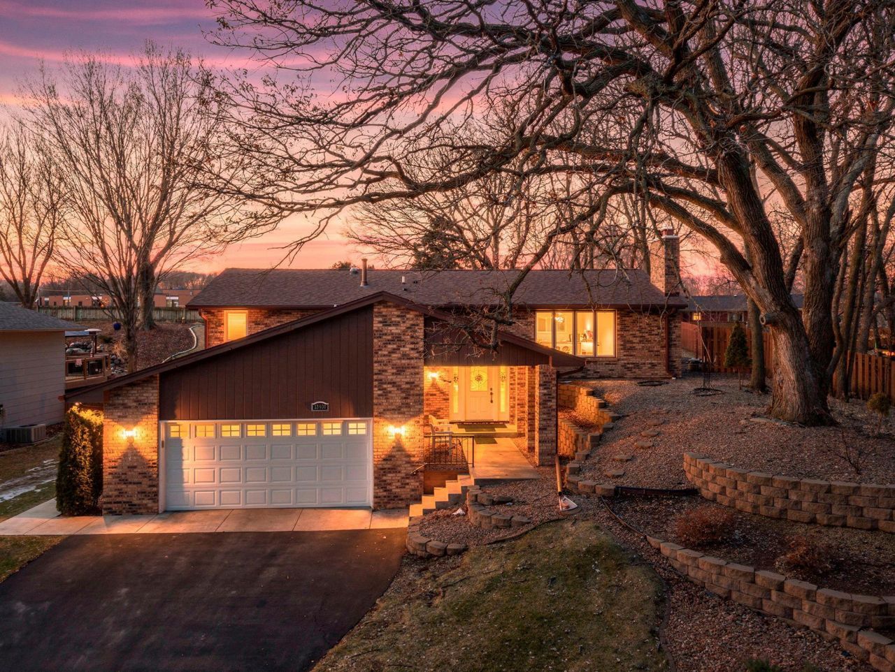 13400 Penn Avenue S, Burnsville, MN 55337 Main Photo