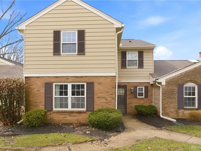 7808 Capitol Hill Lane, Washington Township, OH 45459 Photo 2