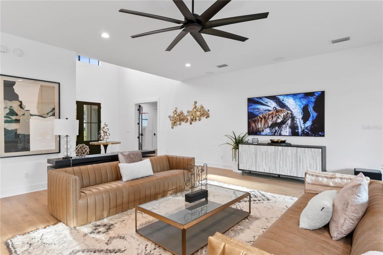 3007 S West Shore Boulevard, Tampa, FL 33629 Photo