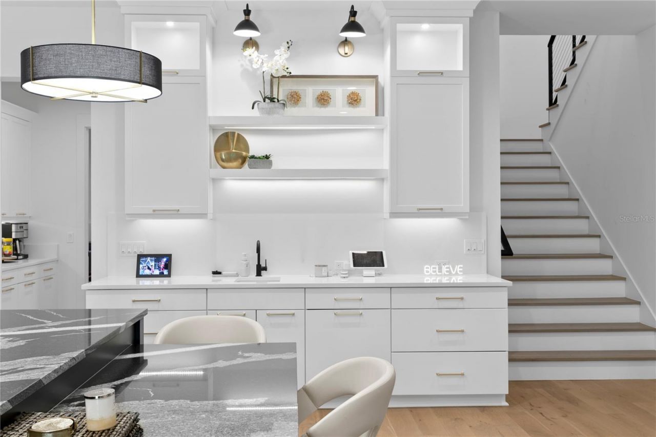 3007 S West Shore Boulevard, Tampa, FL 33629 Photo