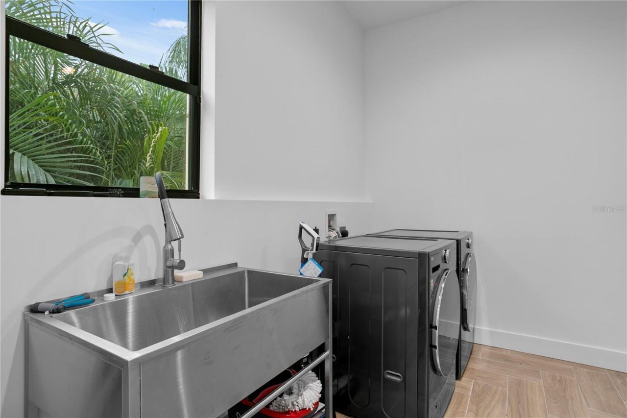 3007 S West Shore Boulevard, Tampa, FL 33629 Photo