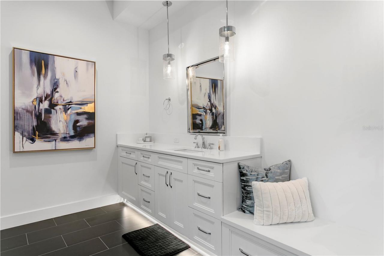 3007 S West Shore Boulevard, Tampa, FL 33629 Photo