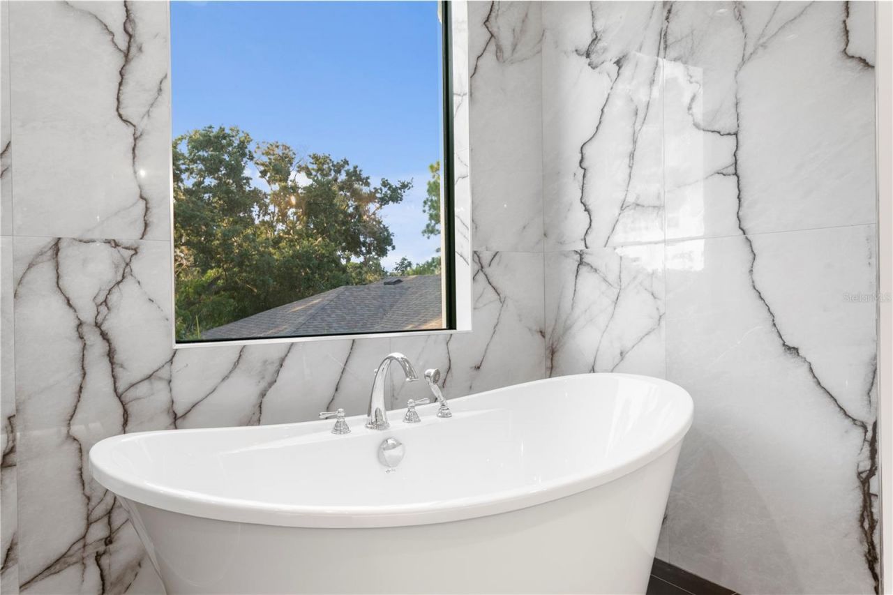 3007 S West Shore Boulevard, Tampa, FL 33629 Photo