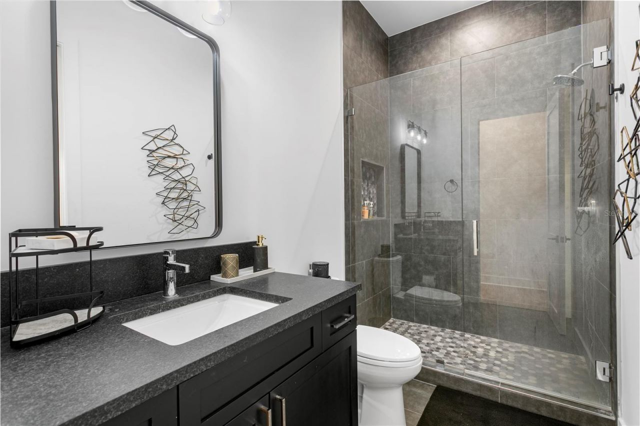 3007 S West Shore Boulevard, Tampa, FL 33629 Photo