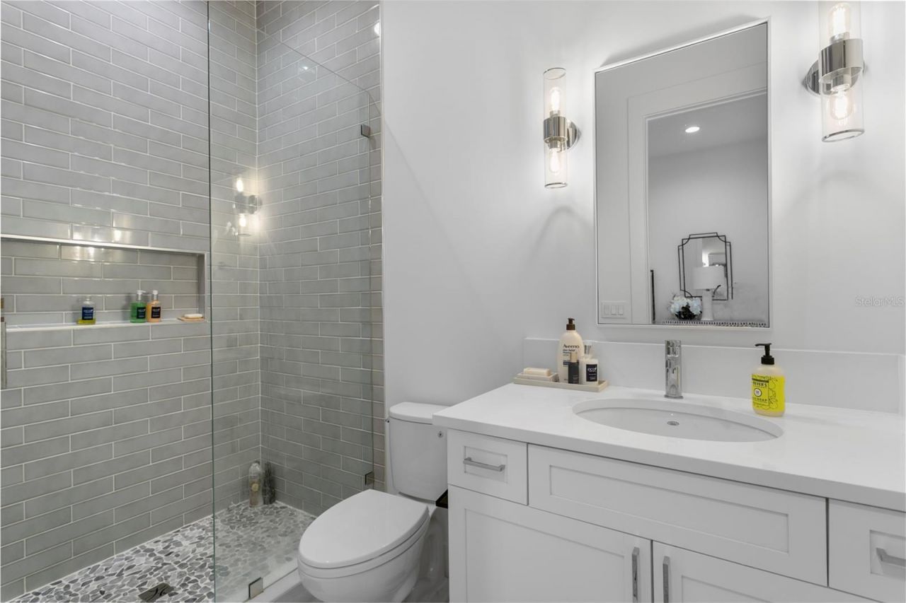 3007 S West Shore Boulevard, Tampa, FL 33629 Photo