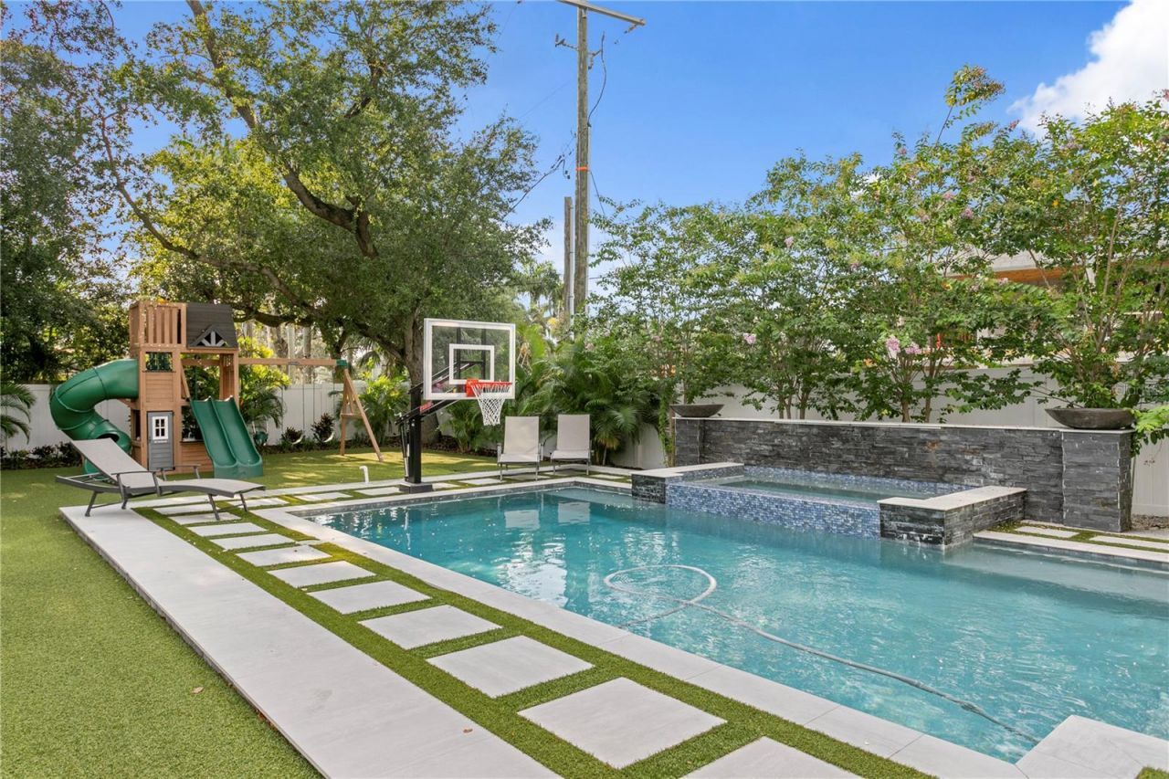 3007 S West Shore Boulevard, Tampa, FL 33629 Photo