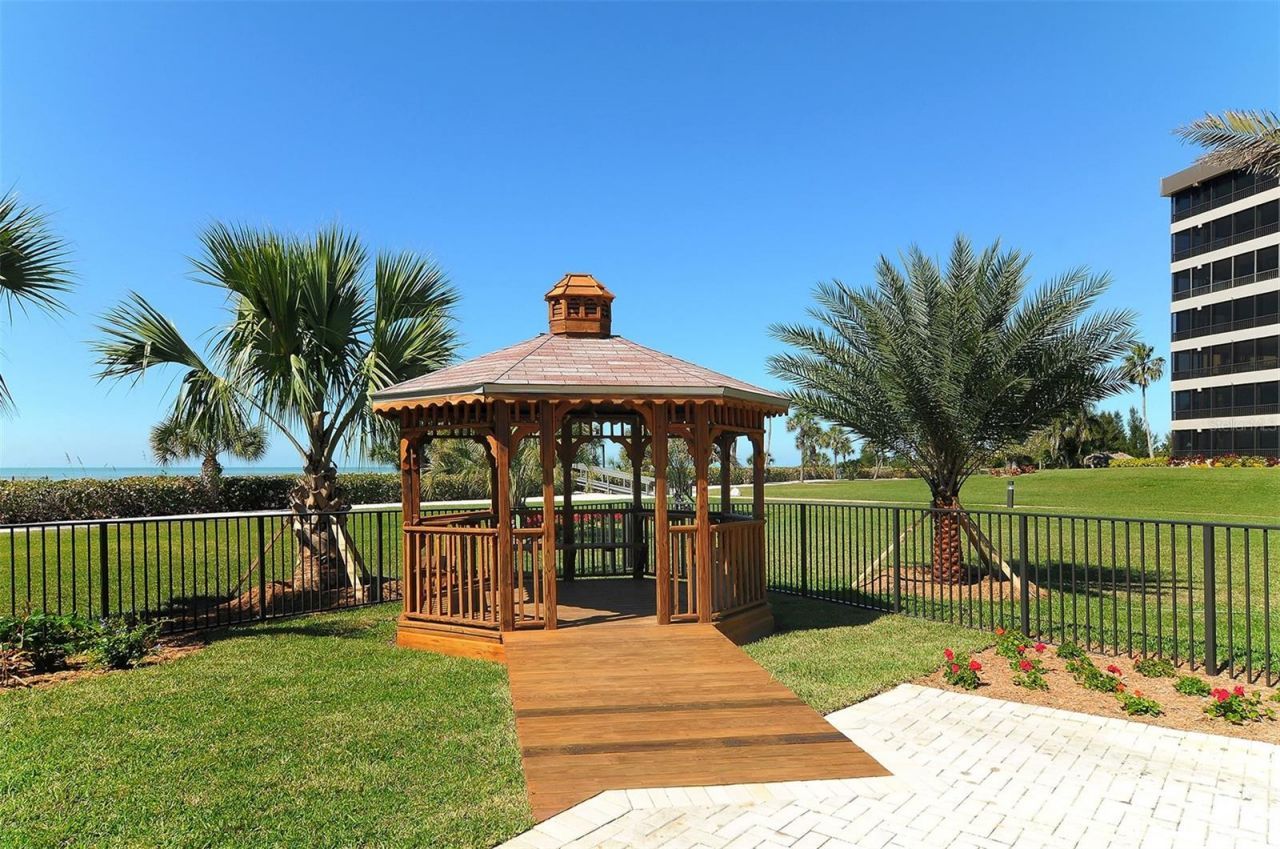 5780 Midnight Pass Road, Unit 110, Sarasota, FL 34242 Photo