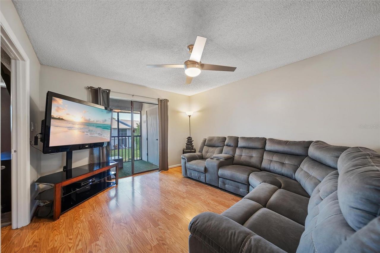 6033 34th Street W, Unit 132, Bradenton, FL 34210 Photo