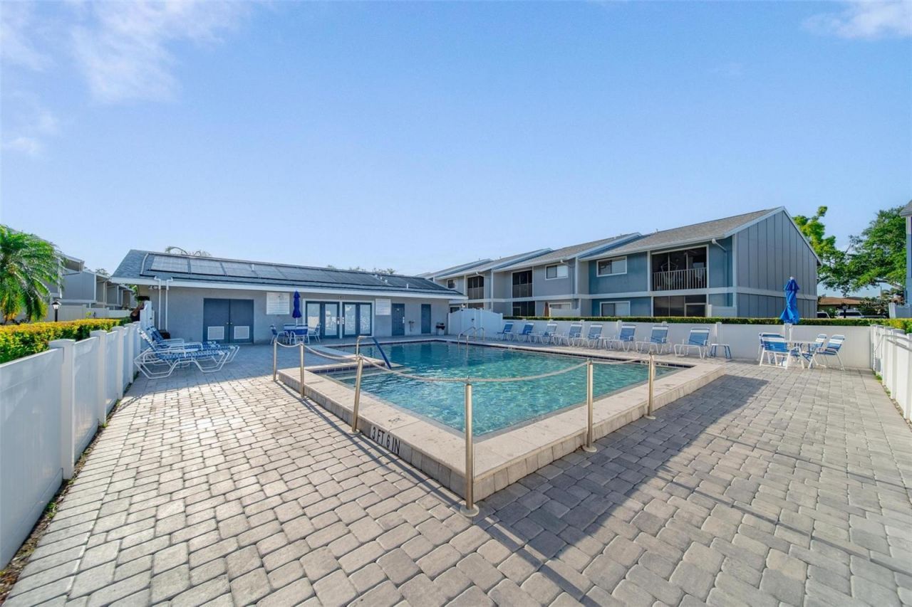 6033 34th Street W, Unit 132, Bradenton, FL 34210 Photo