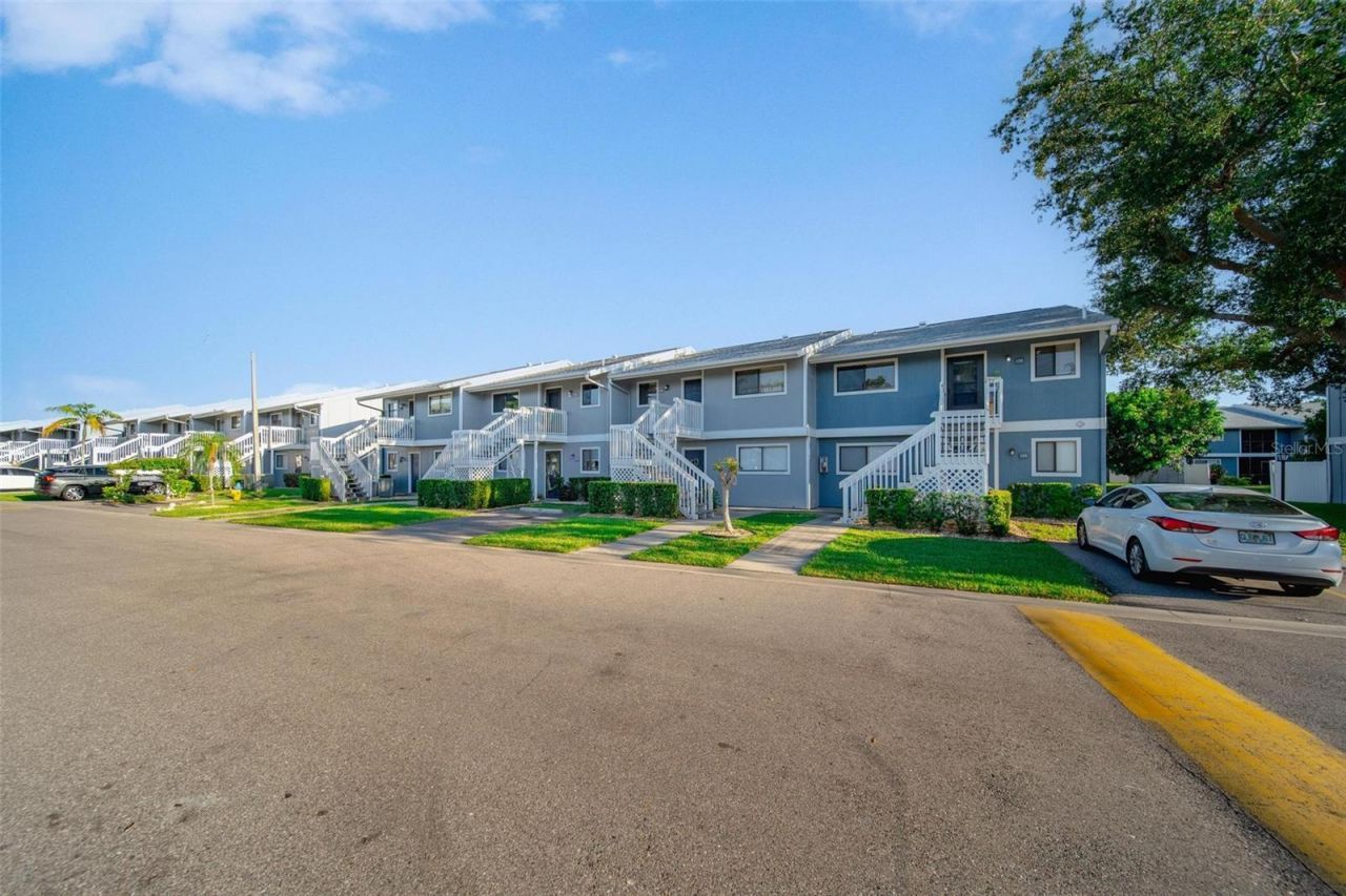 6033 34th Street W, Unit 132, Bradenton, FL 34210 Photo