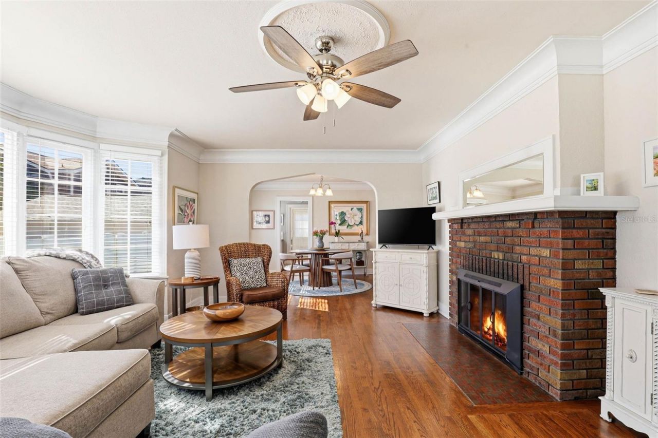 210 15th Avenue N, Saint Petersburg, FL 33704 Photo