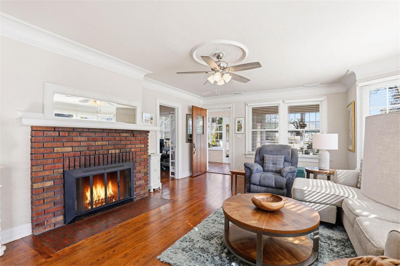 210 15th Avenue N, Saint Petersburg, FL 33704 Photo