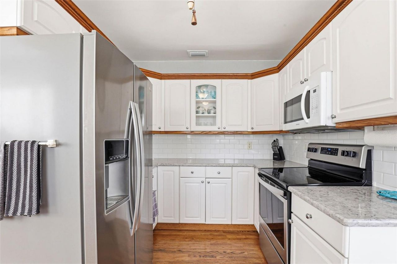 210 15th Avenue N, Saint Petersburg, FL 33704 Photo