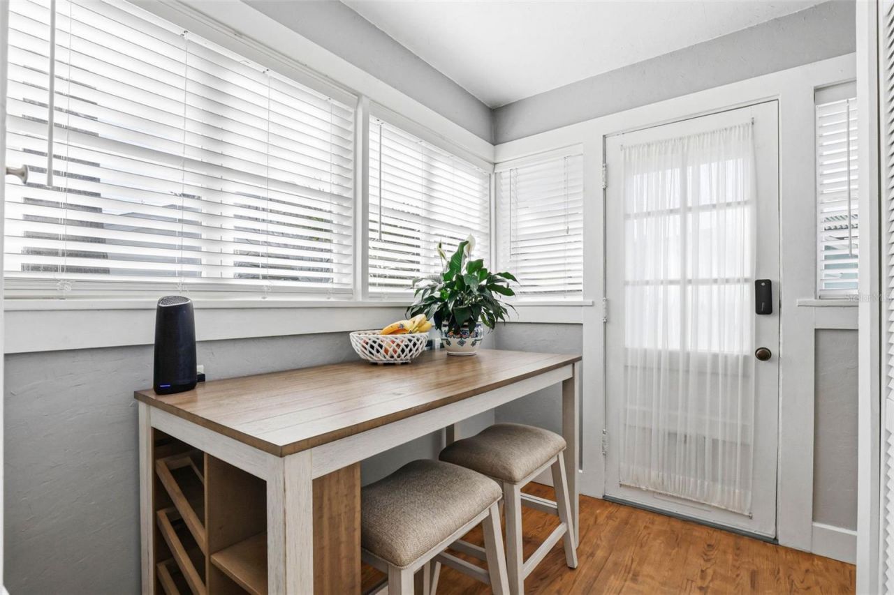 210 15th Avenue N, Saint Petersburg, FL 33704 Photo