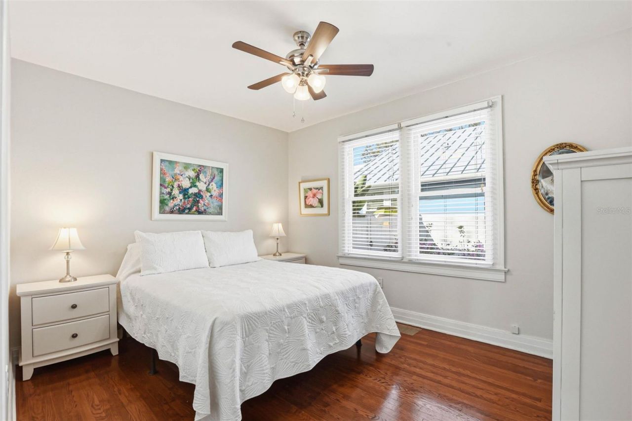 210 15th Avenue N, Saint Petersburg, FL 33704 Photo