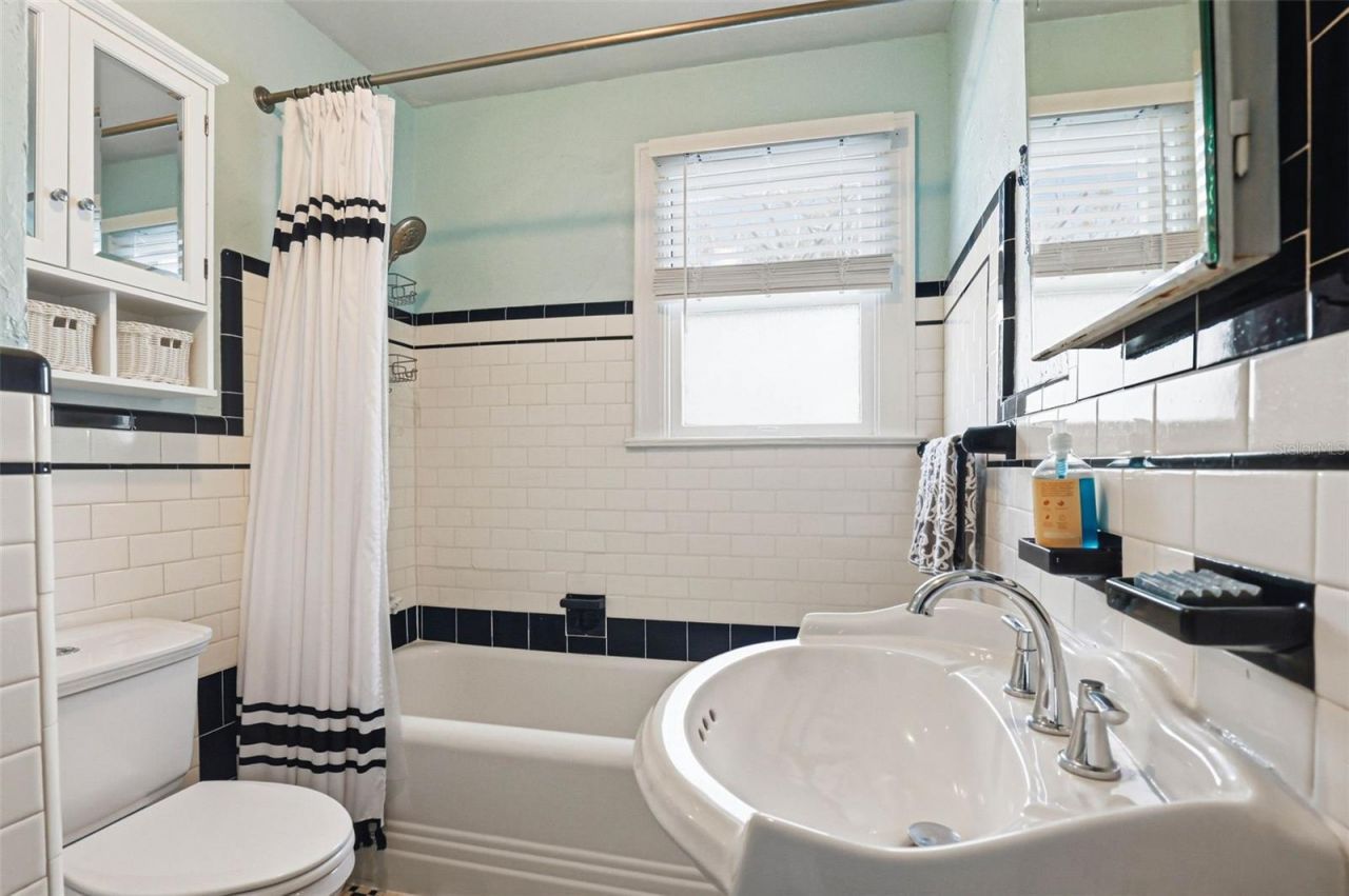 210 15th Avenue N, Saint Petersburg, FL 33704 Photo