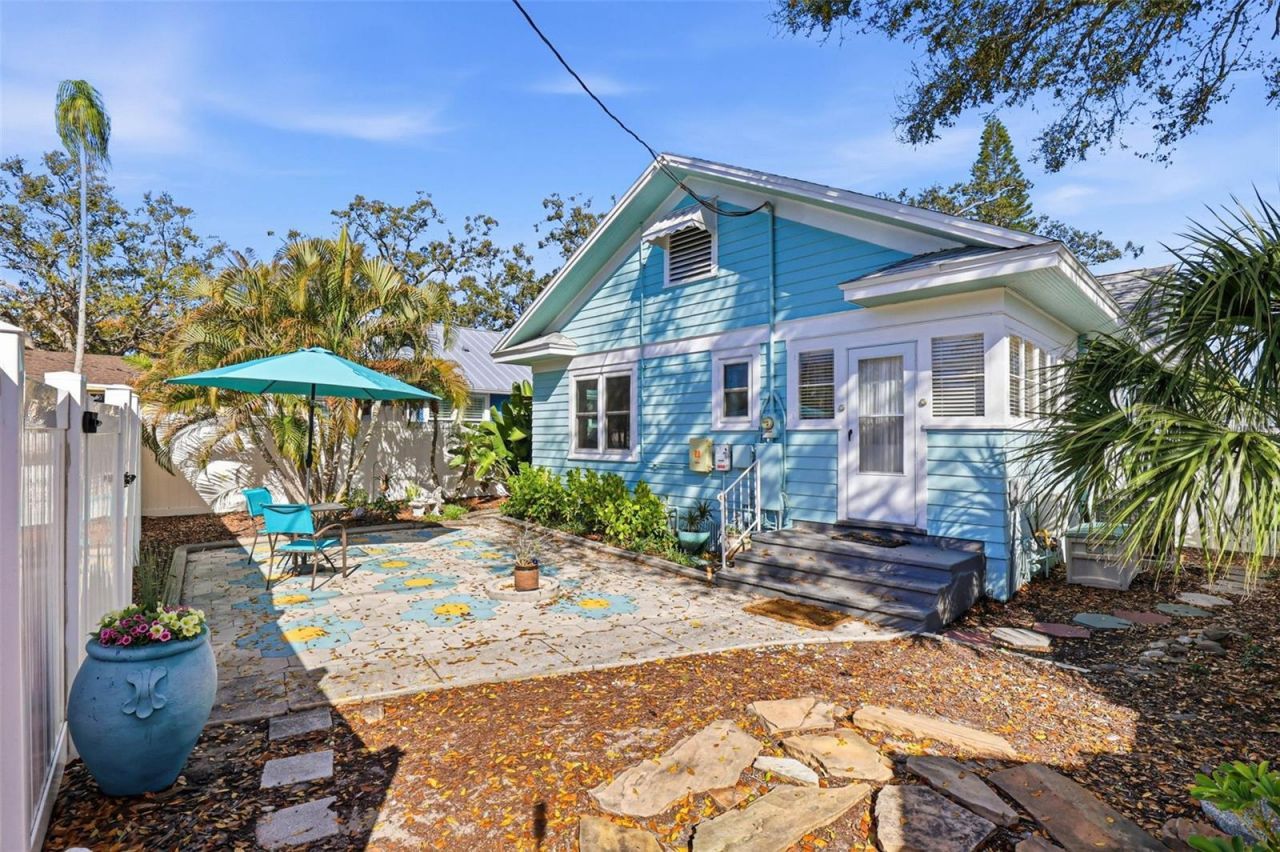 210 15th Avenue N, Saint Petersburg, FL 33704 Photo