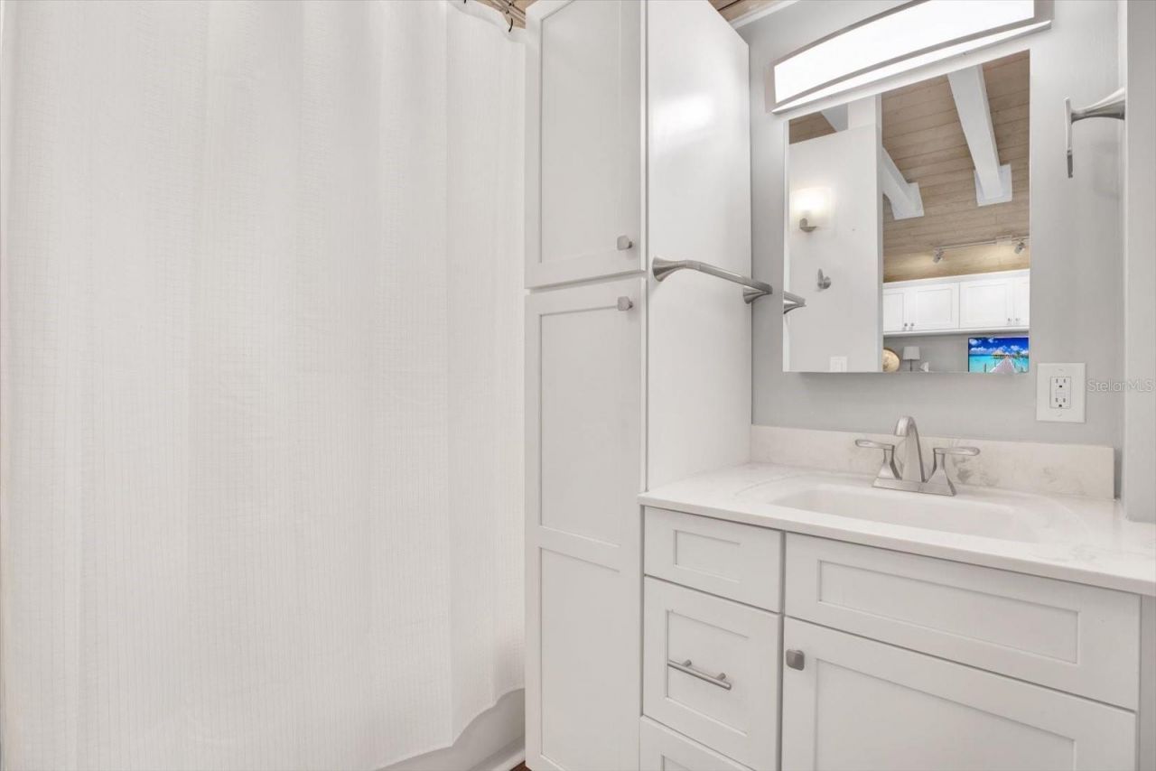 210 15th Avenue N, Saint Petersburg, FL 33704 Photo