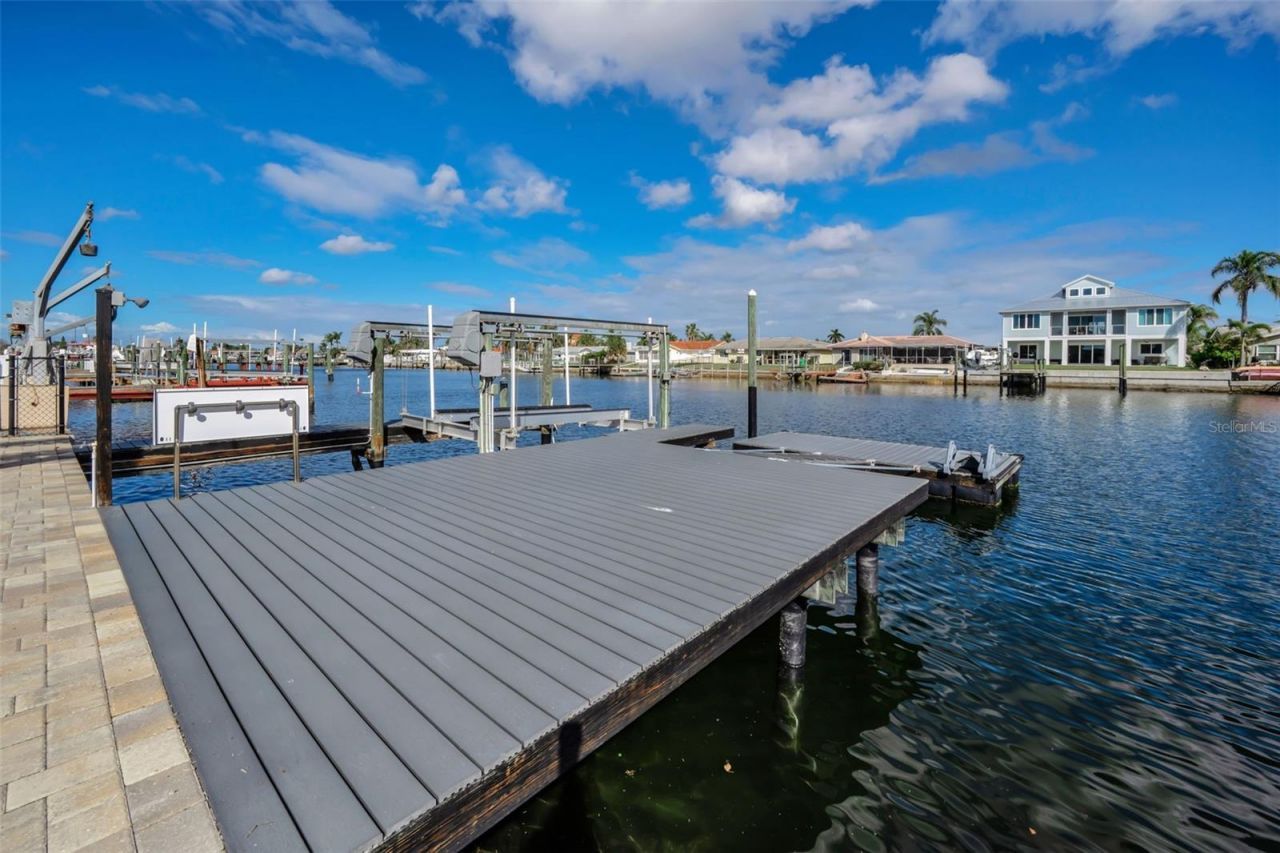 4976 Galleon Court, New Port Richey, FL 34652 Photo