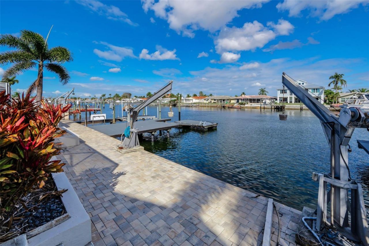 4976 Galleon Court, New Port Richey, FL 34652 Photo