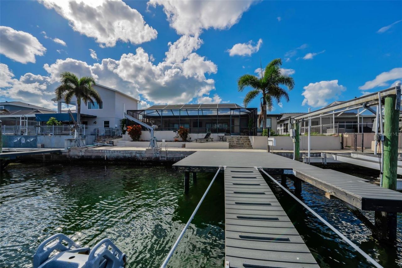 4976 Galleon Court, New Port Richey, FL 34652 Photo