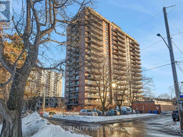 20 THE DRIVEWAY Drive, Unit 1403, Ottawa, ON K2P1C8