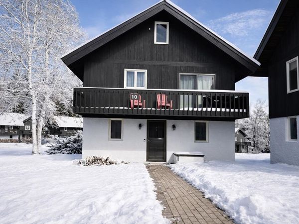 10 Byington Lane, Unit F1, Winhall, VT 05340