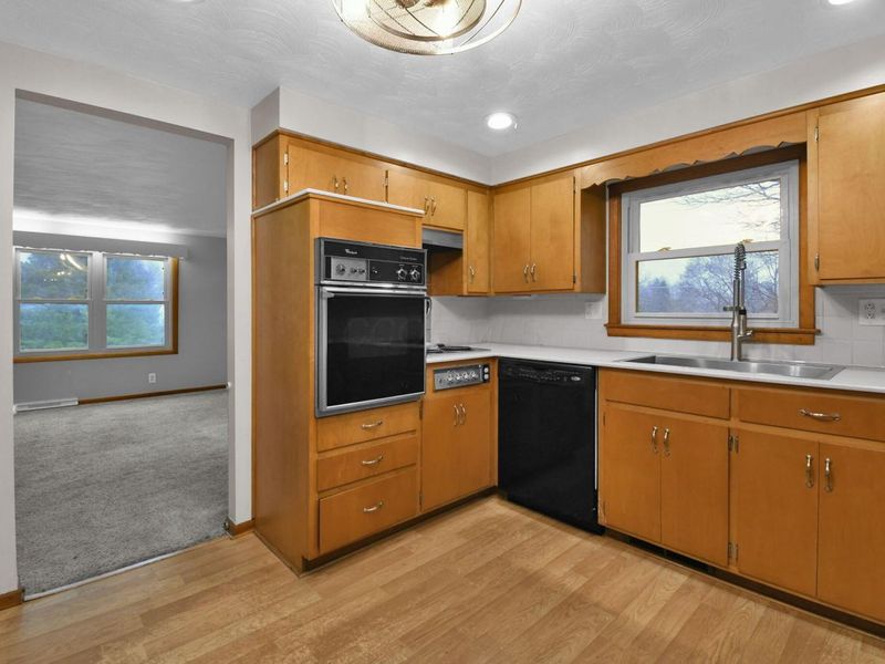 414 River Street , Bucyrus, OH 44820 Photo 6