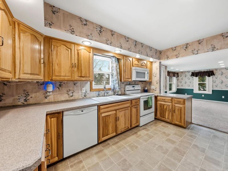 1720 Tiffin Road, Fremont, OH 43420 Photo 10